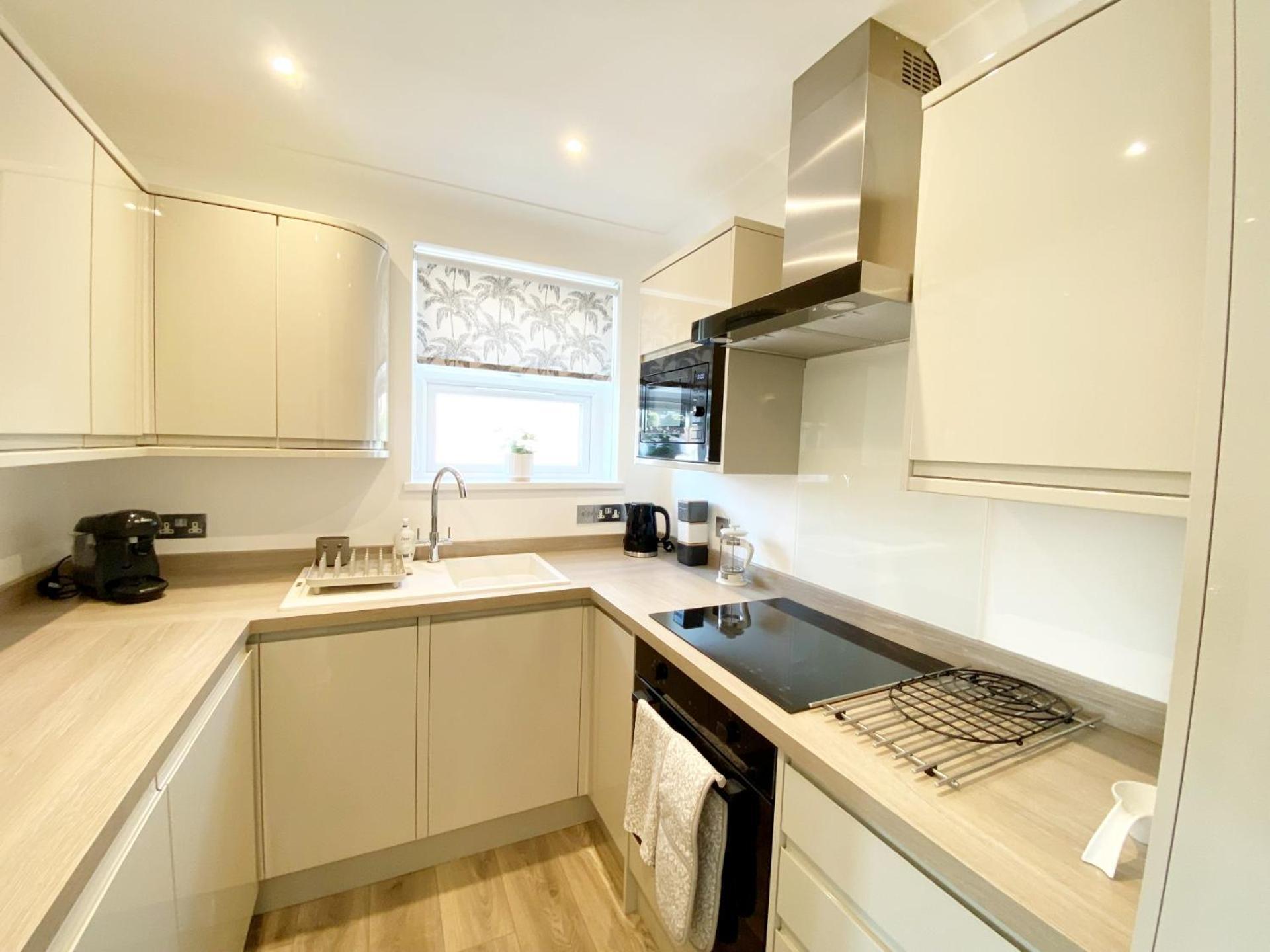טורקוואי The Seaview Suites At The Corbyn Apartments מראה חיצוני תמונה
